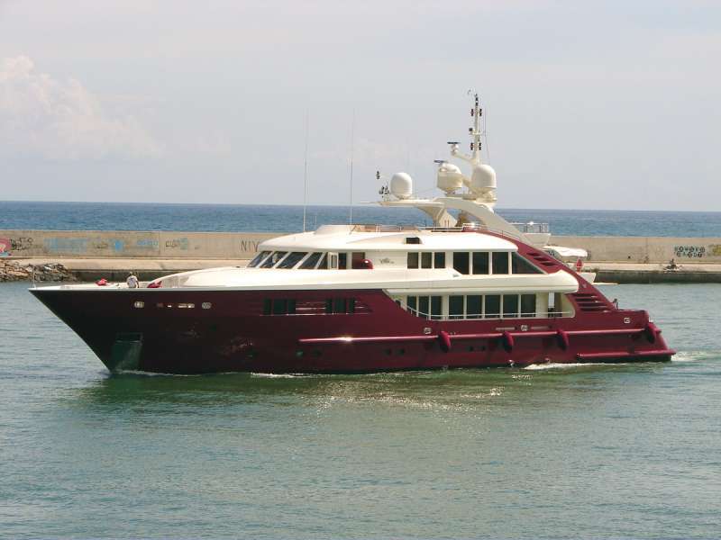 M/Y LEDRA