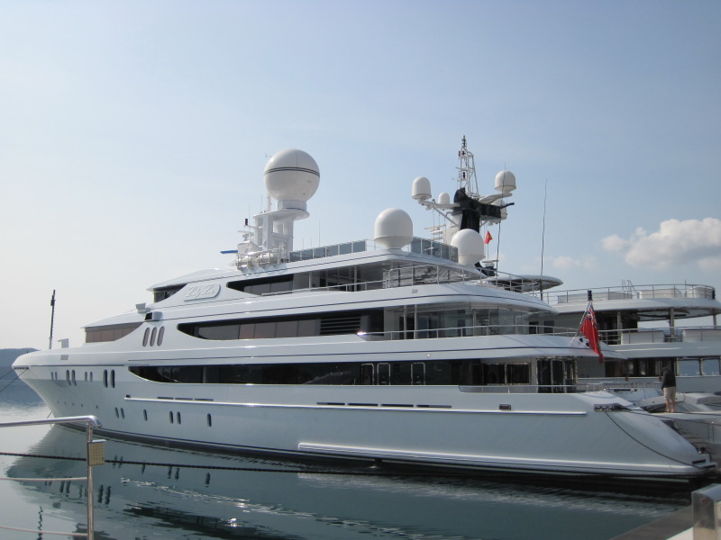 JOIA THE CROWN JEWEL