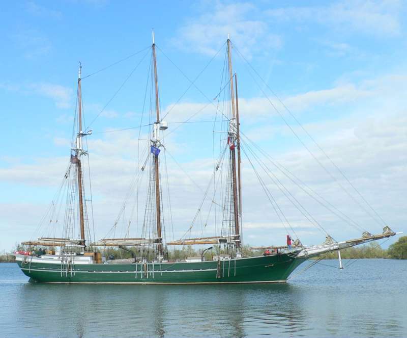 Image of S/V DENIS SULLIVAN