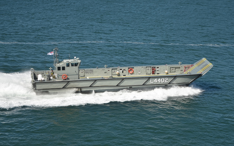 L4402