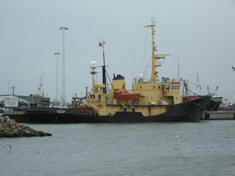MV NANOOK