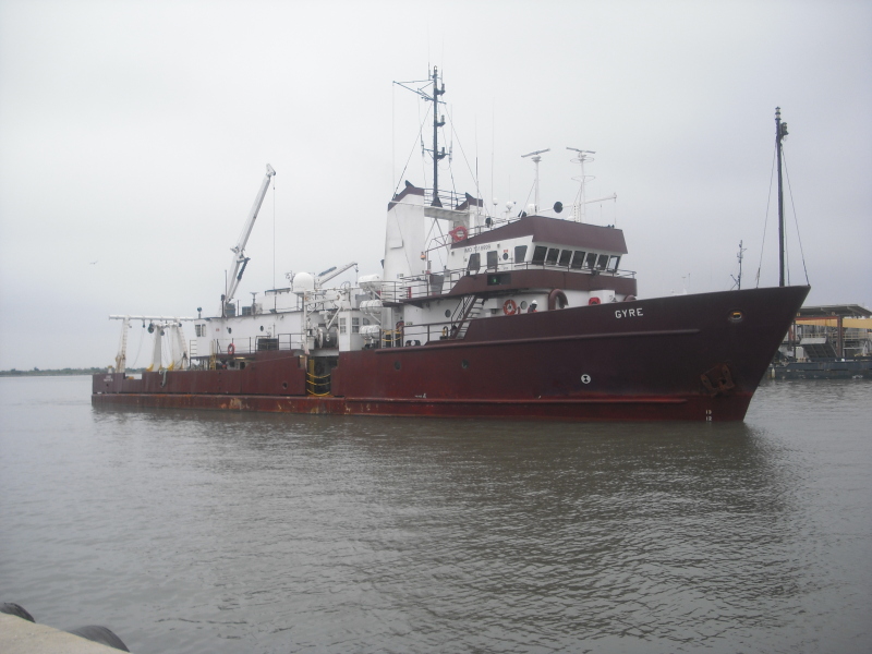 R/V GYRE
