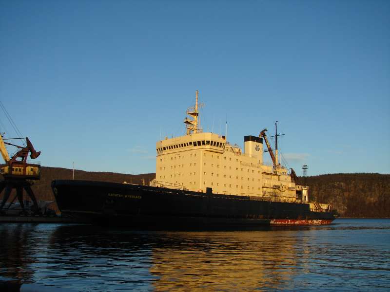 KAPITAN NIKOLAEV
