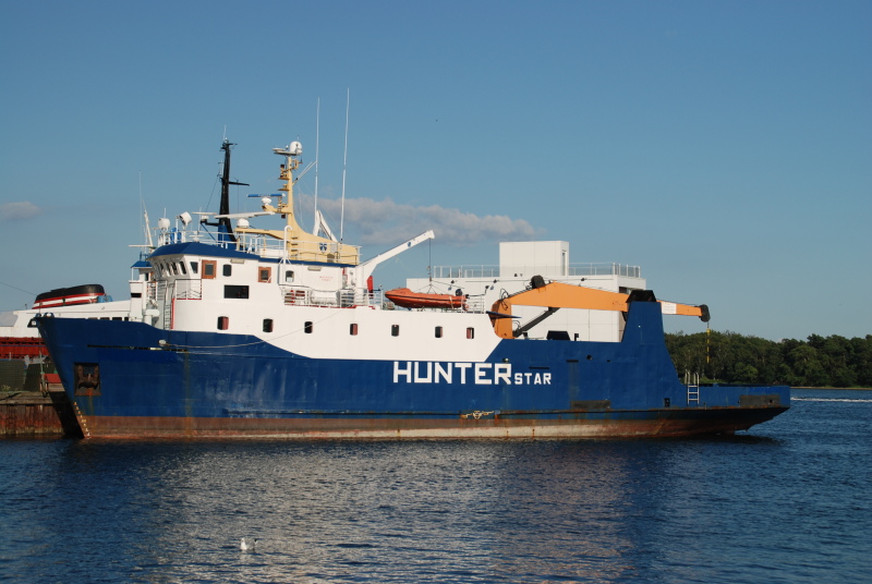 MV ARCTIC HUNTER
