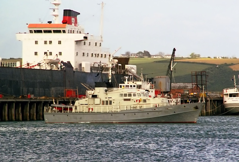 M/V SEACHER