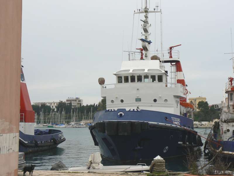 CHRISTOS XXXIV