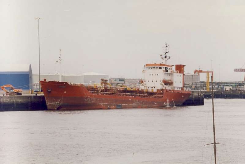 BALLUTA BAY