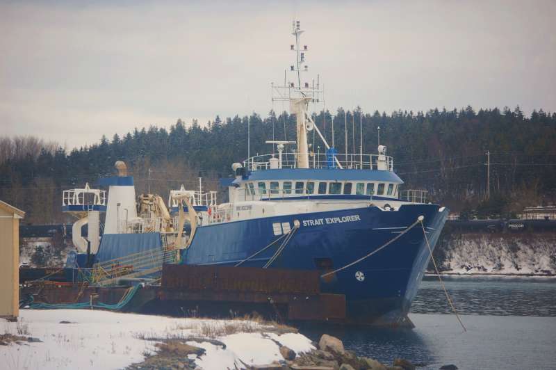 STRAIT EXPLORER