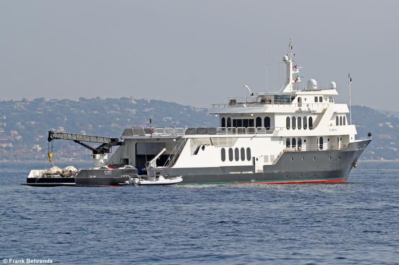 M/Y GLOBAL