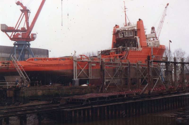 M.V. SHUNTER