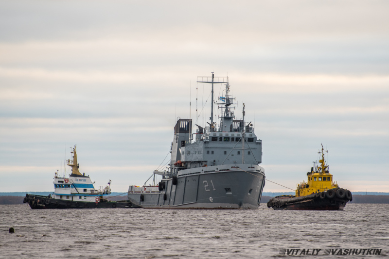 ARA-PUERTO-ARGENTIN0