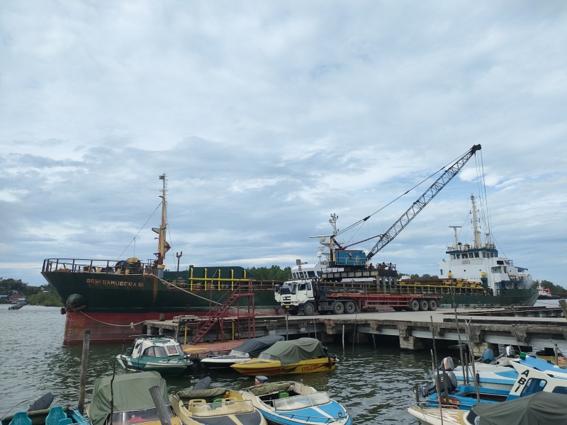 KM DEWI SAMUDERA III