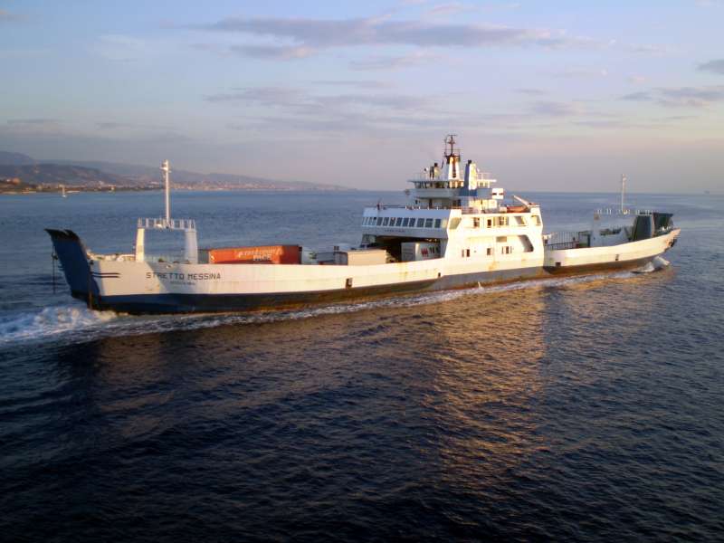 STRETTO MESSINA