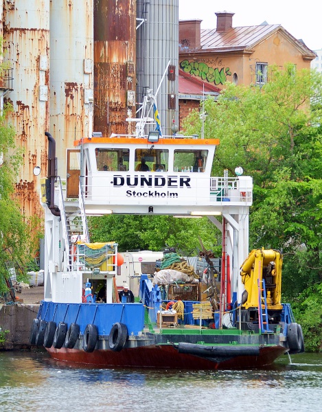 DUNDER
