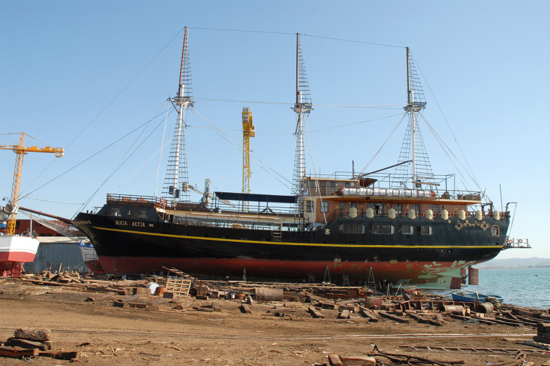 MENIA MARIA III