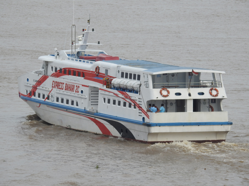 KM.EXPRESS BAHARI 2C