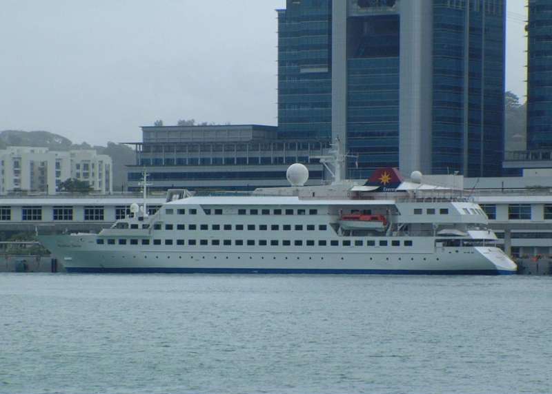 NAT GEO ISLANDER 2