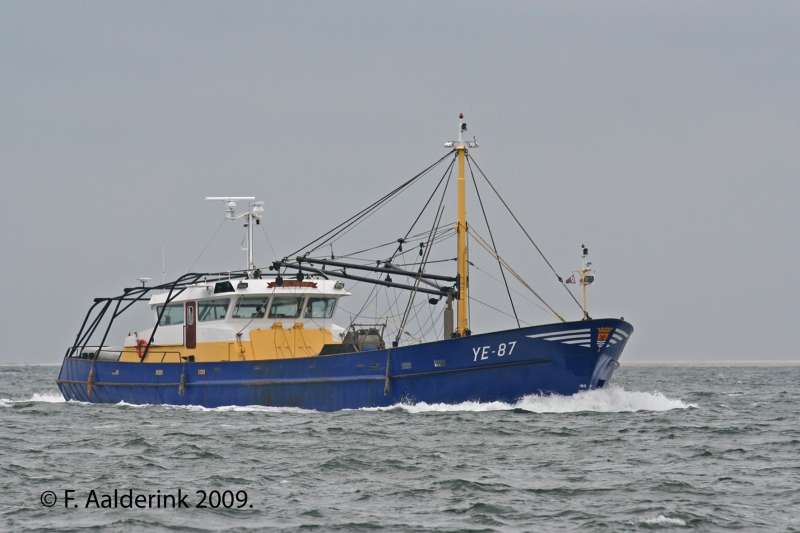 YE-87 DANIEL PIETER