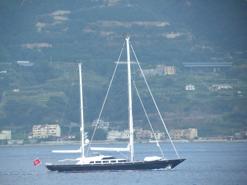 THE AQUARIUS