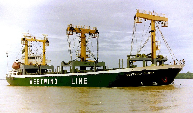 MV SOLID SUN