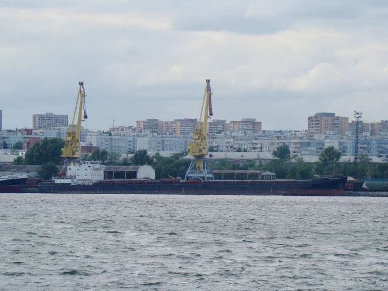 VOLZHSKIY 40