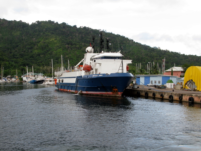 MV DISCOVERER 2