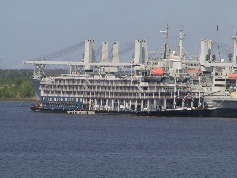 Image of AMERICAN QUEEN