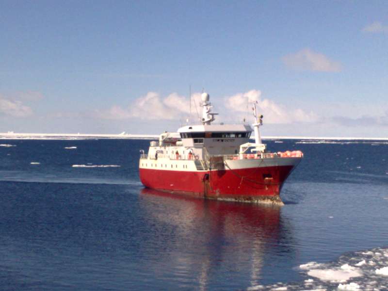 ISLA EDEN