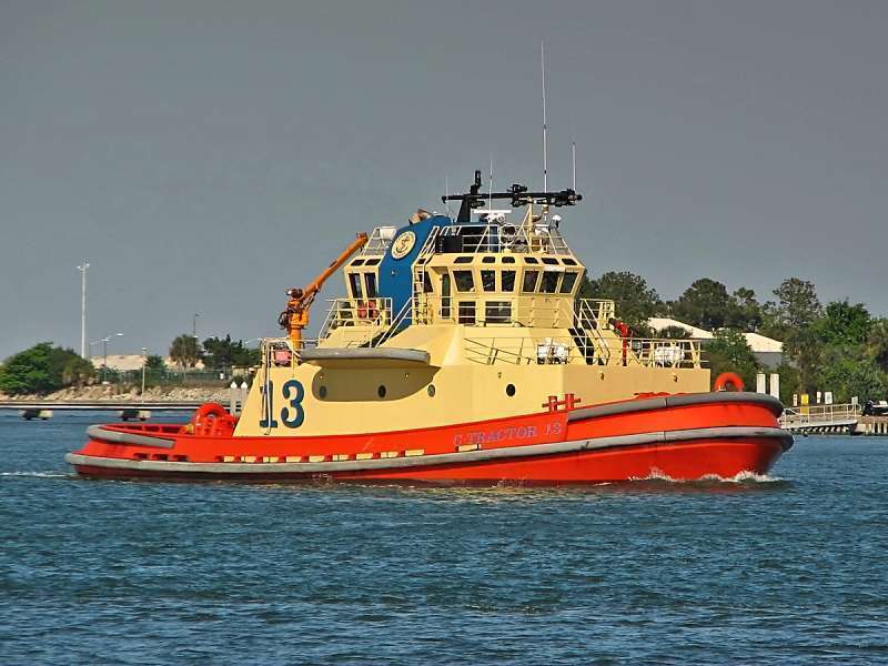C-TRACTOR 13
