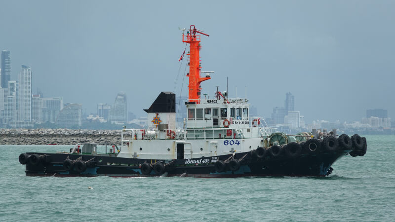 TUG 402