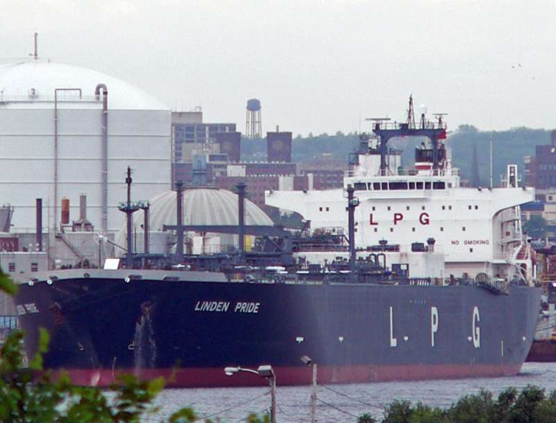 MARINE BREEZE