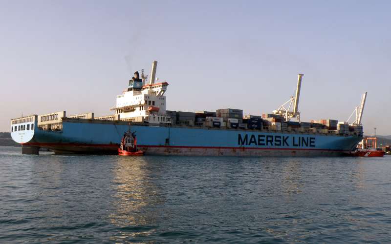 W KYRENIA