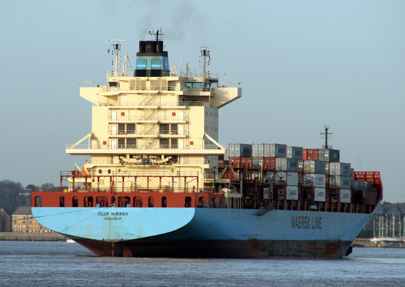 OLUF MAERSK