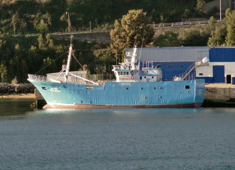 TXORI LAU