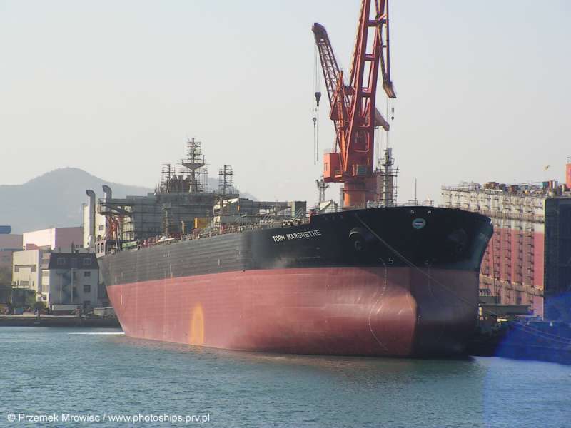 KAPTEN CAROQ