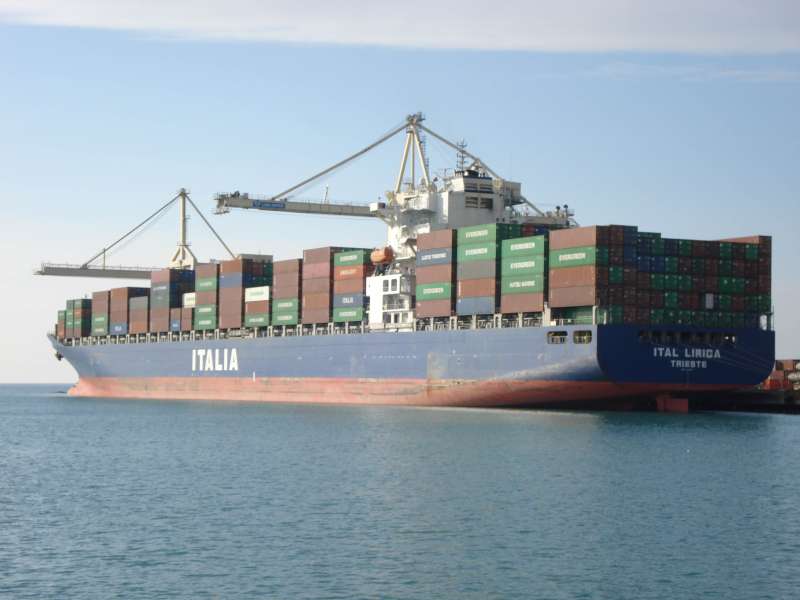 CMA CGM DOLPHIN