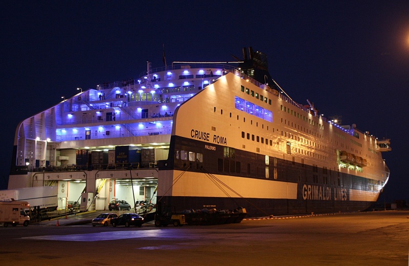 CRUISE ROMA