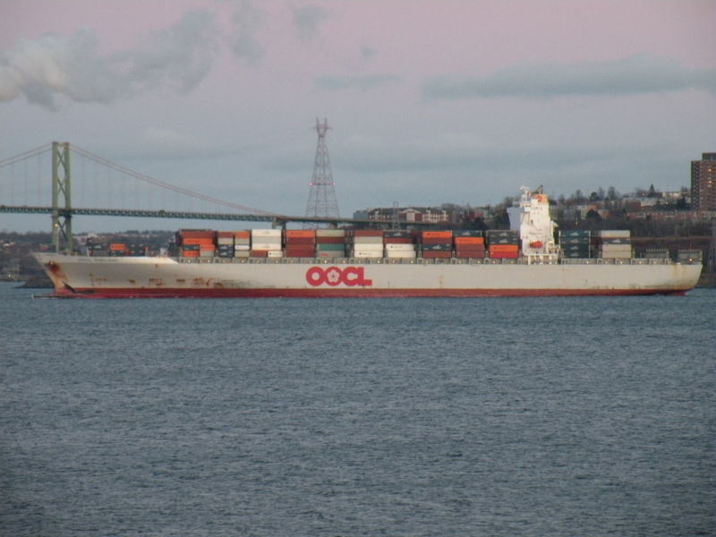 Image of OOCL OAKLAND