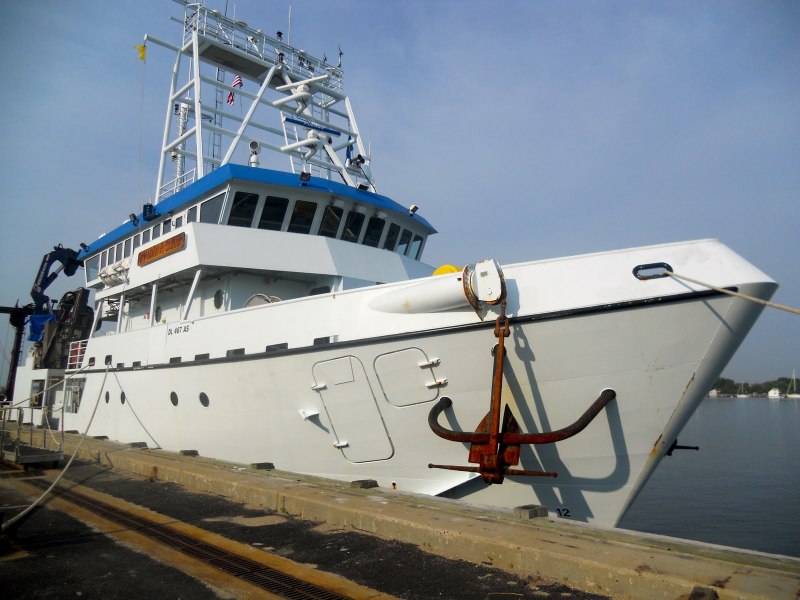 R/V_SHARP
