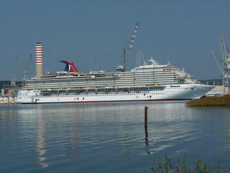 Image of CARNIVAL BREEZE