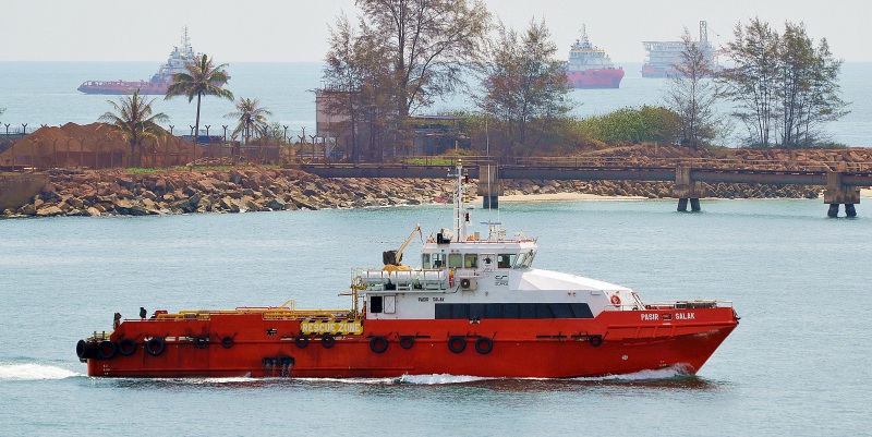MV MARINE COURAGE