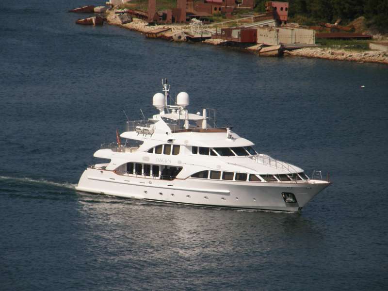 M/Y MI AMORE JULIA