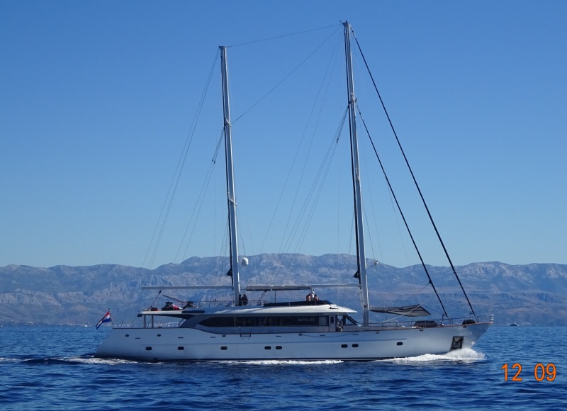 NAVILUX