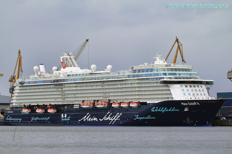 MEIN SCHIFF 4