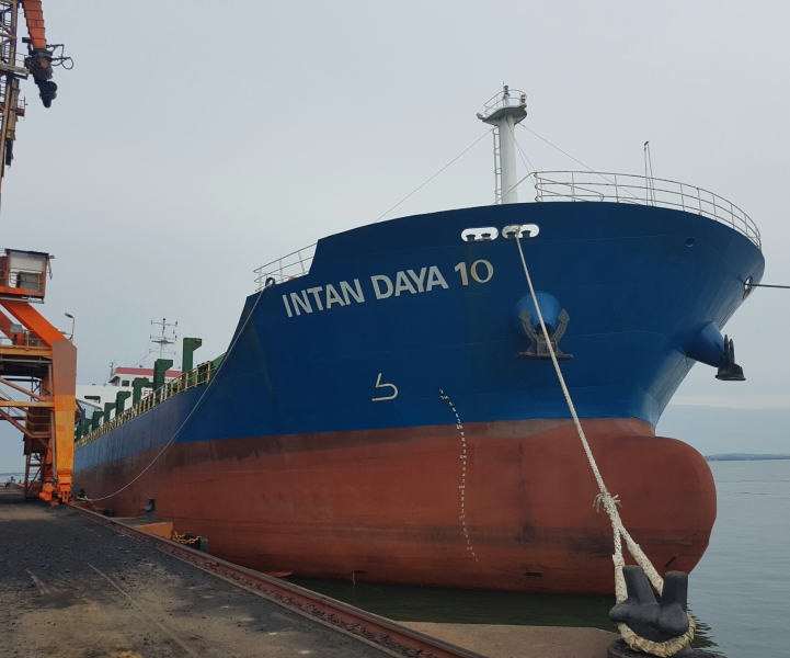 MV INTAN DAYA 10