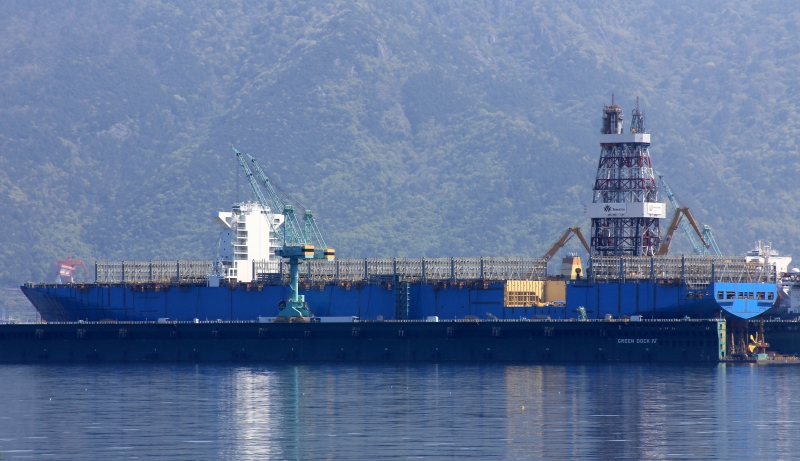 Image of CMACGM BOUGAINVILLE