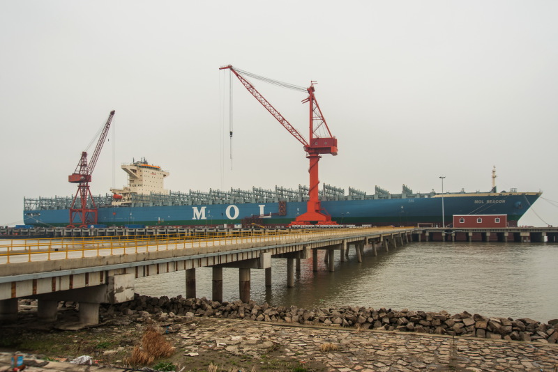 SEASPAN BEACON