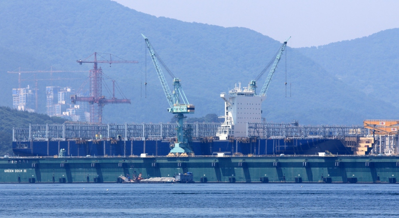 Image of CMA CGM COLUMBIA