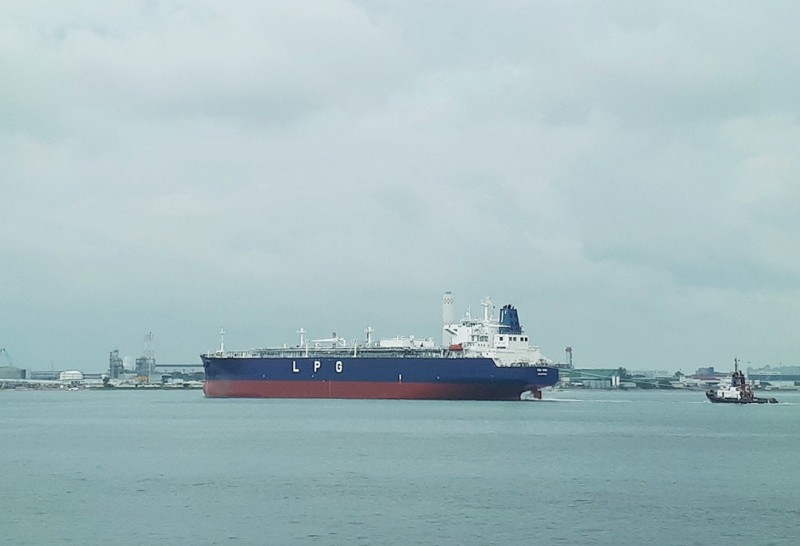 NAVIGARE GENEROSA