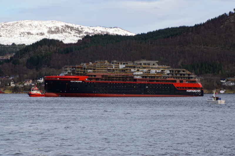 ROALD AMUNDSEN